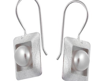 Pearl earrings square white oxidized inside 15mm scratched pearl 925 sterling silver earrings earrings