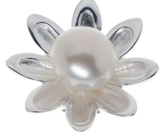 Pearl pendant, flower-shaped silver pendant 925 sterling silver with a cultured pearl