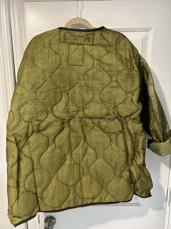 Military green cold weather lining Size Medium