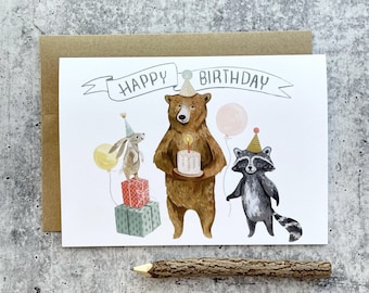 carte d’anniversaire d’ours | Cartes d’extérieur, Cartes Woodland, Cartes de vœux fantaisistes, Cartes d’anniversaire pour enfants, Carte de joyeux anniversaire, Cartes d’animaux