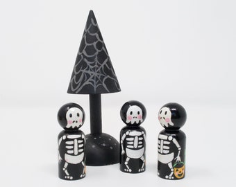 Tom Skeleton, Halloween Peg doll, Trick or Treater, Halloween character, halloween toy, halloween for kids,  Halloween decor, wooden toy