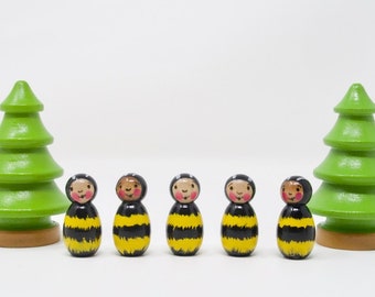 Baby Bumble Bee! (Single Figure) Bumble bee peg doll, wooden Bumble bee toy, Mini peg doll figure, pocket bumble bee, mini kids toy
