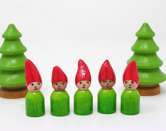 Pocket Elf (single figure) mini elf toy, elf peg doll, handmade toy, kids Christmas, wooden peg people, stocking stuffer, advent gift