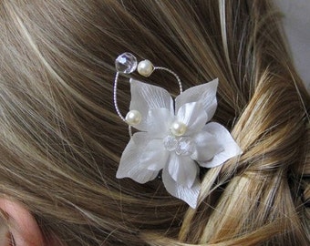 Pic mariage cheveux fleurs de soie et trio de branches en perles de cristal - Bridal silk flowers hairpin