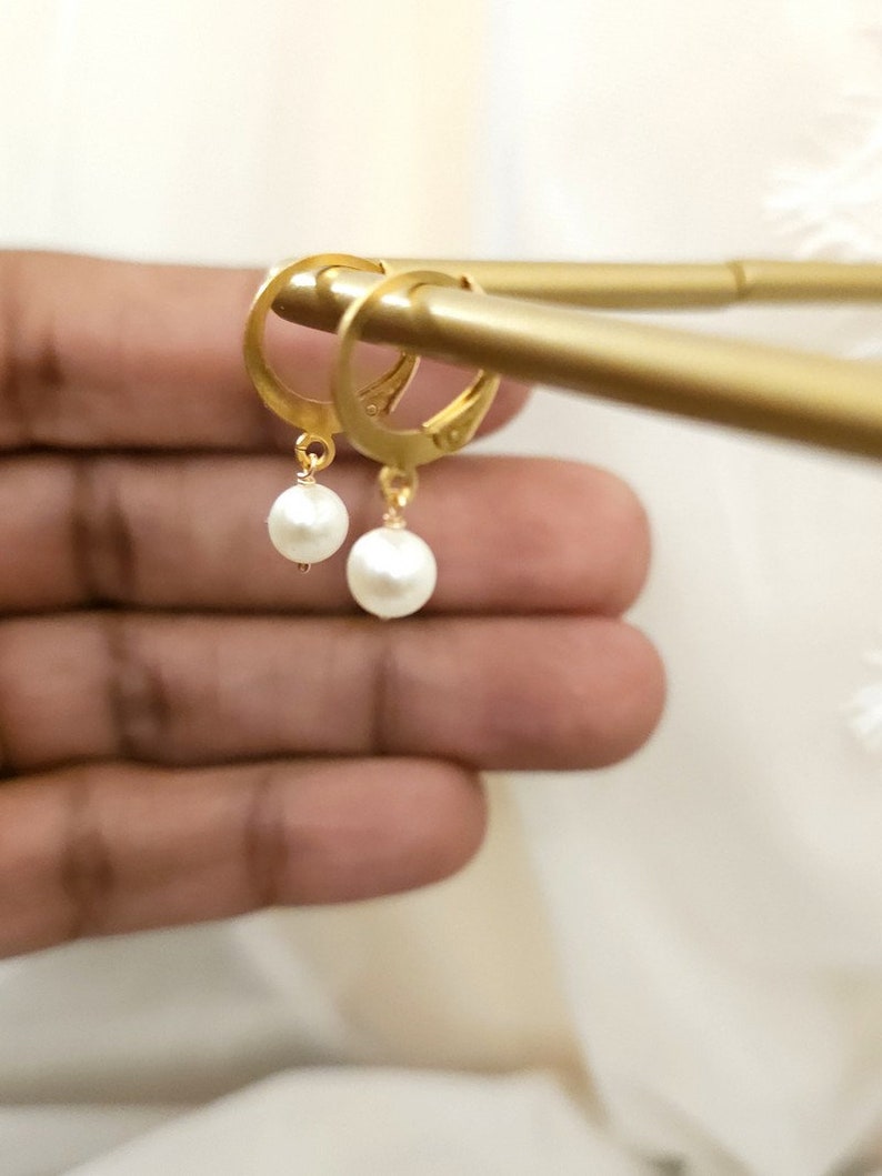 Créoles sleepers earrings, Solitary pearl wedding earrings, wedding earrings, wedding jewelry, pearl bridal earrings freshwater jew image 5