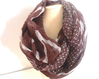 Chevron Infinity Scarf: Taupe Grey Cotton Blend Boho Shawl
