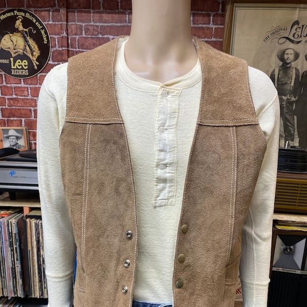 80's brown suede leather trucker western vest snap on closure size Small.