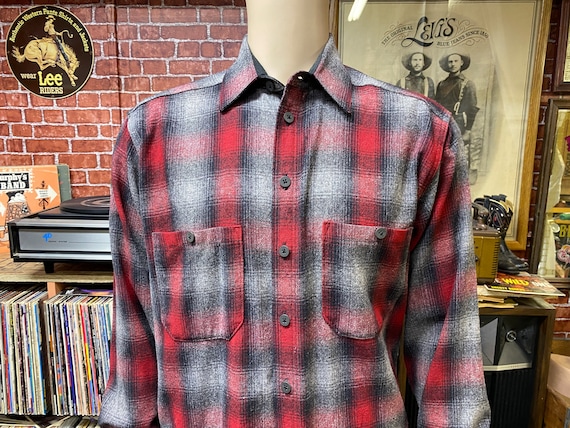 Woolrich shadow plaid long sleeve men's flannel s… - image 1