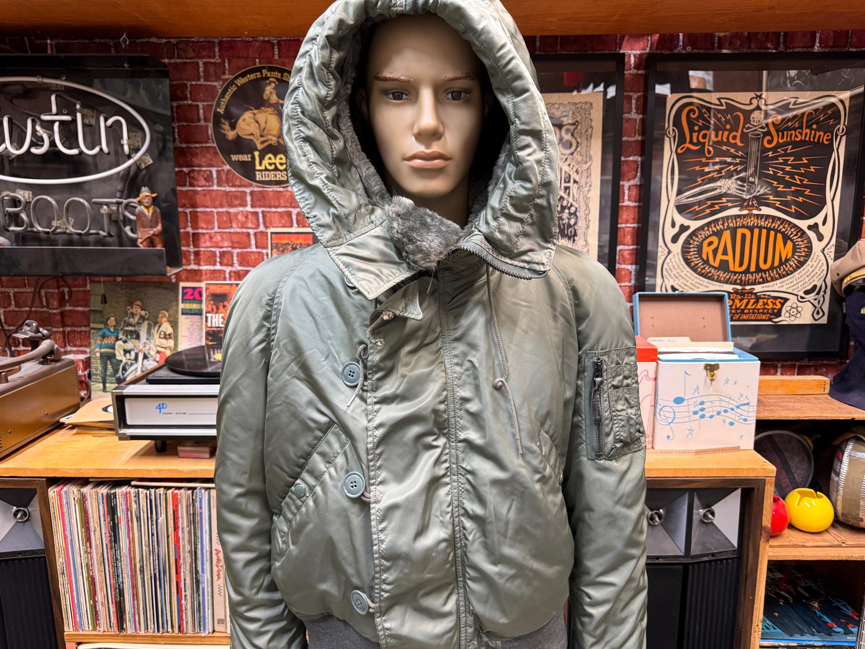 80’s alpha industries n2-b Mサイズ 80's Parka Type N-2B Attached Hood Extreme Cold Weather