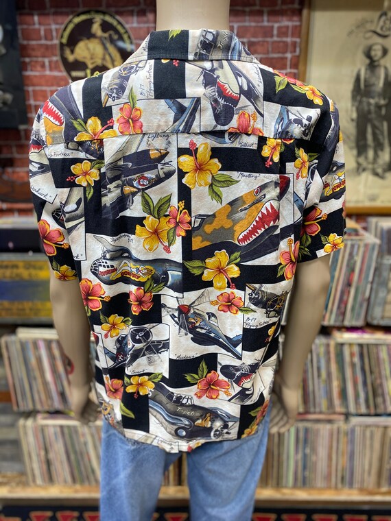 Kalaheo Hawaiian shirt WWII fight airplanes print sho… Gem