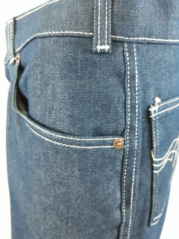 Deadstock 36x30 Levi's for men dark blue denim je… - image 10