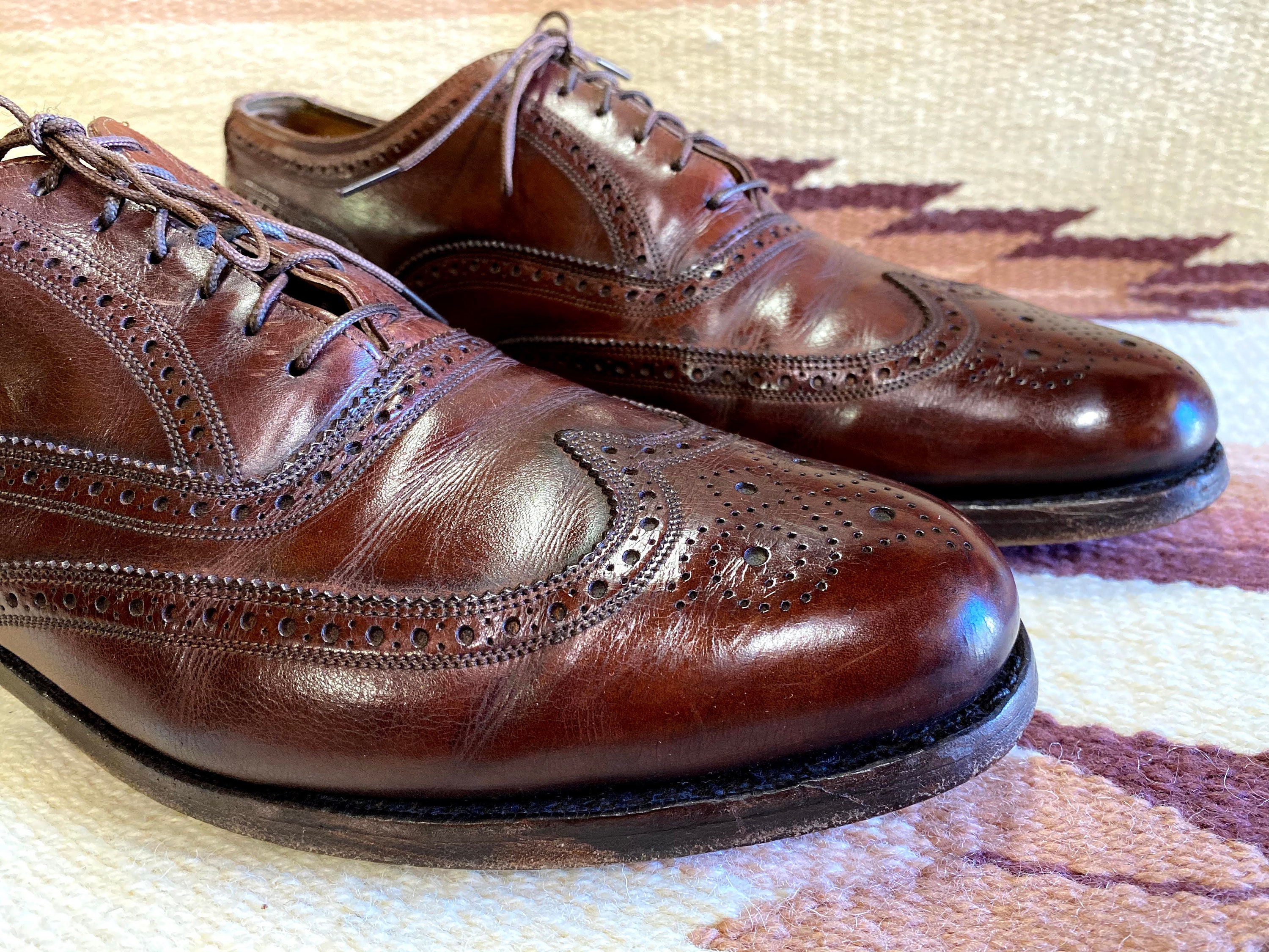 Florsheim Oxfords Brogues Shoes Burgundy Lace up Leather  display picture 2
