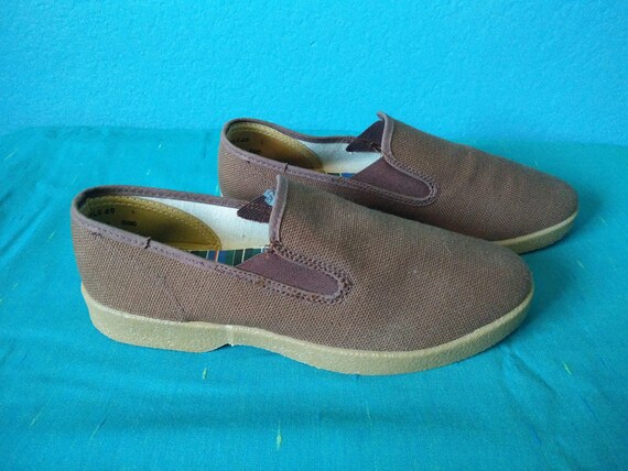 NOS Size 5 1/2 Slip on brown canvas sneakers made… - image 4