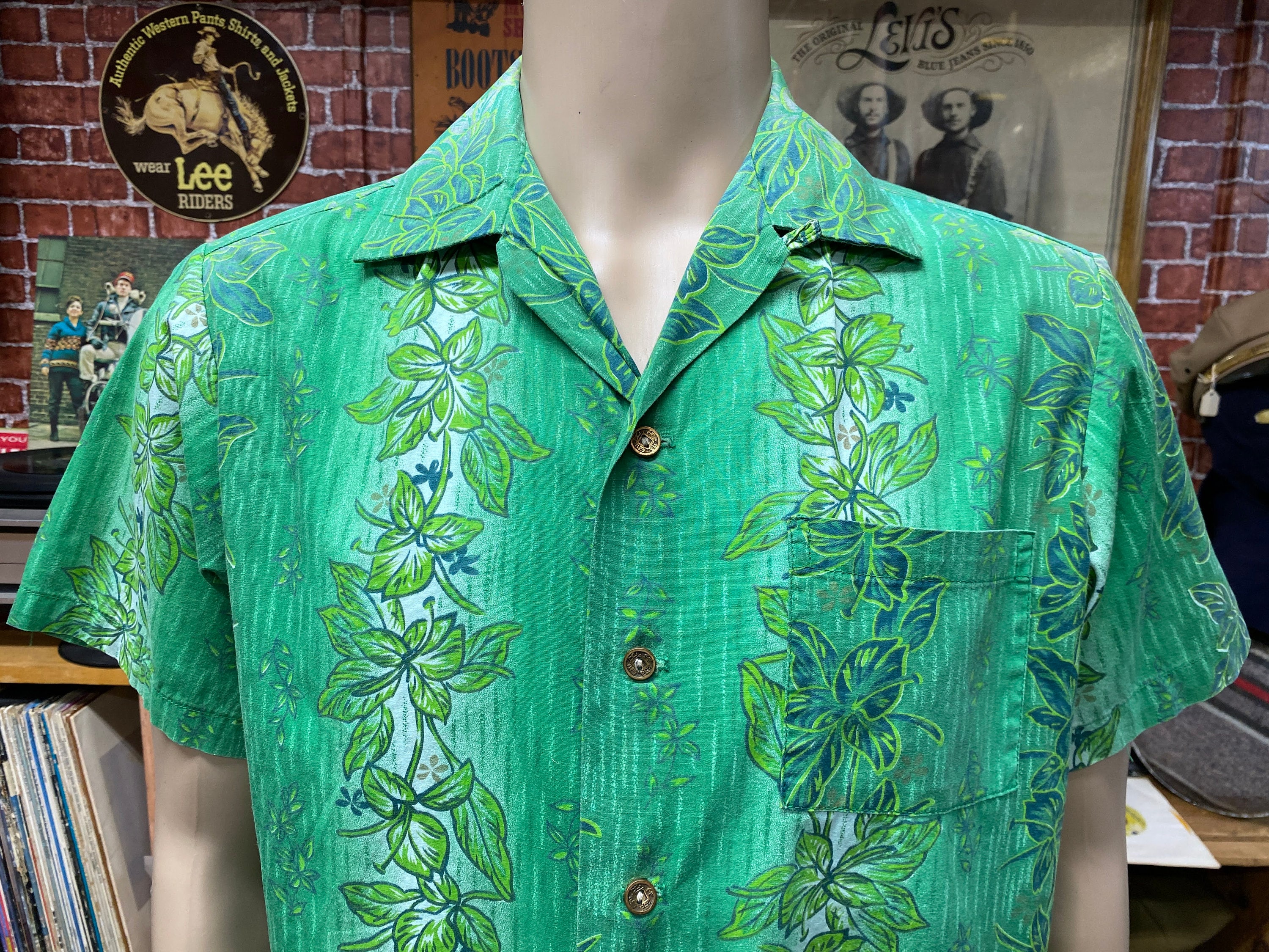 Hale Hawaiian Shirt - Etsy Hale Hawaiian Shirt - Etsy