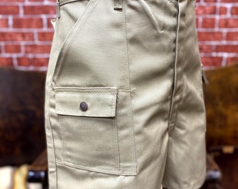 Size 48 New Old Stock khaki short trunks 6 pockets pants.