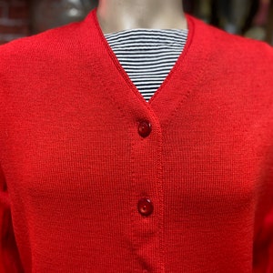 50&#39;s 60&#39;s Albion Knit Los Angeles red wool cardigan sweater size small made in U.S.A.