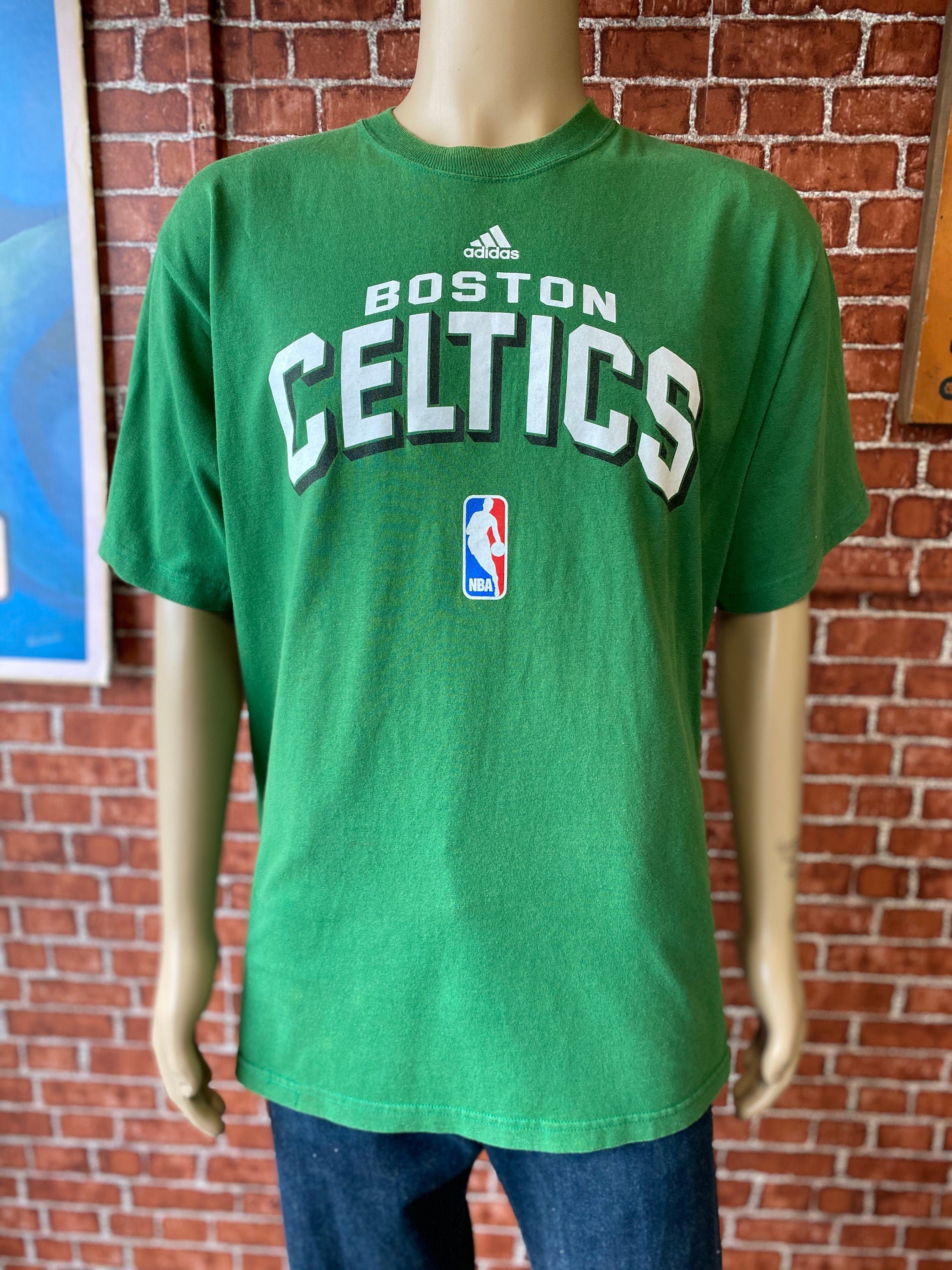 Adidas T-Shirt NBA Celtics Size Medium Green