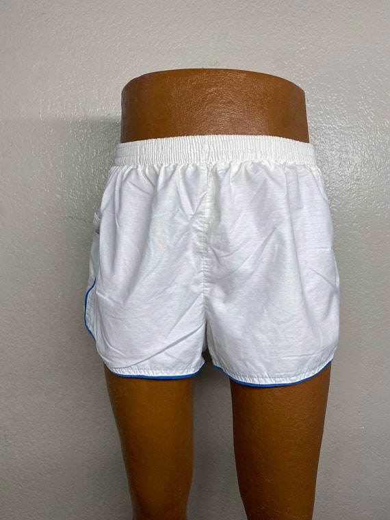 80's White unisex athletic short trunks size medi… - image 3