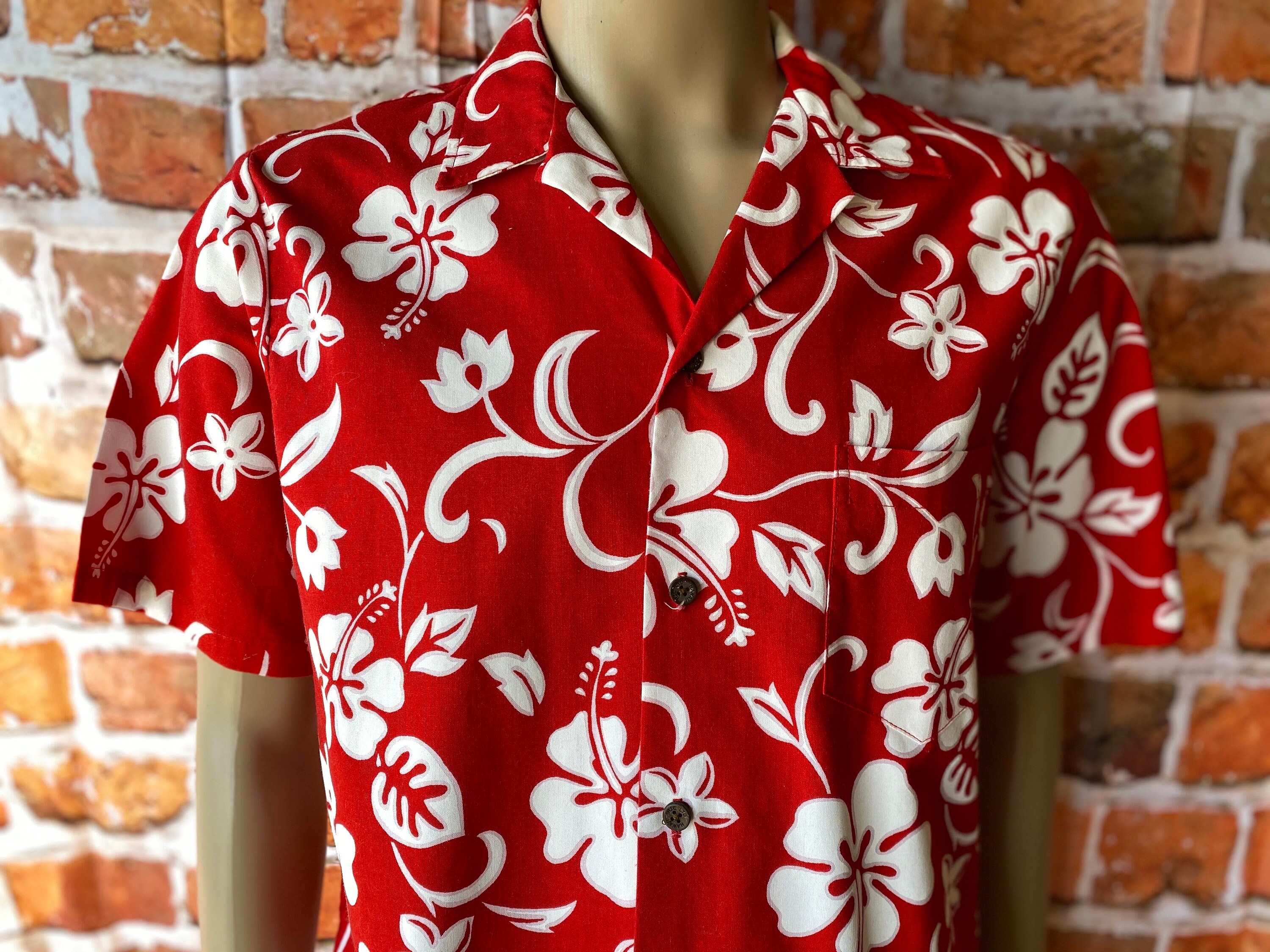 Woman Classic Tiger Print Shirts Holiday Hawaiian Beach Pleated Top Tiger Chain Tassel Print V-Neck