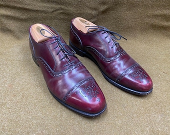 Cole Haan Mens Burgundy Leather Wingtip Oxford Shoes Size  display picture 1