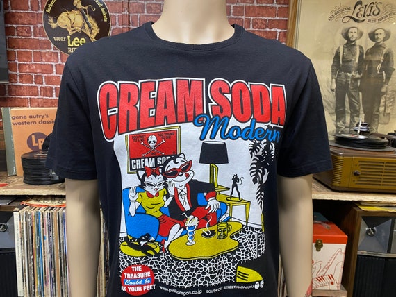 Cream Soda Modern Rockabilly black t-shirt soft c… - image 4