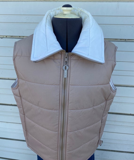 80's Ossi Ski Wear Hong Kong beige vest ski hikin… - image 1