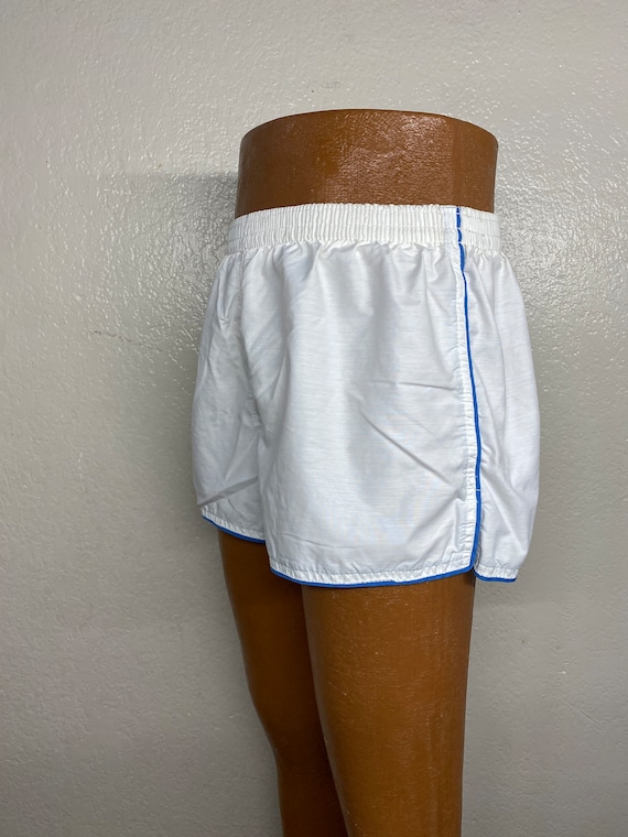 80's White unisex athletic short trunks size medi… - image 4