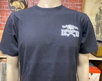 Skull and Bones Rockabilly Lucky 13 black t-shirt size medium.