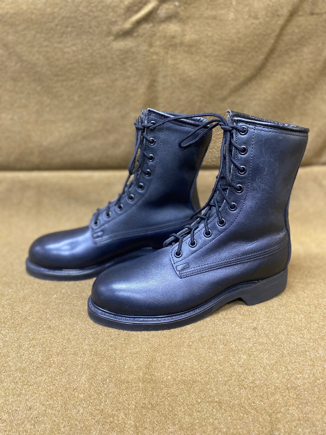 新品 デッドストック US.ARMY COMBAT BOOT Cap-Toe il_1080xN.3972589491_r84r.jpg