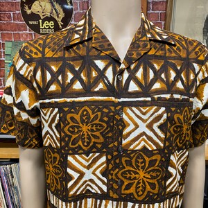 Vintage Iolani Hawaiian Shirt - Etsy