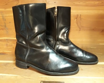 Roper cowboy black leather boots inside zipper handmade by Teck Chong Shoemaker, Thailand, size 7.