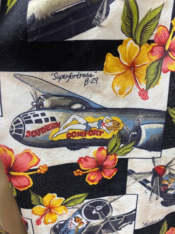 Kalaheo Hawaiian shirt WWII fight airplanes print sho… Gem