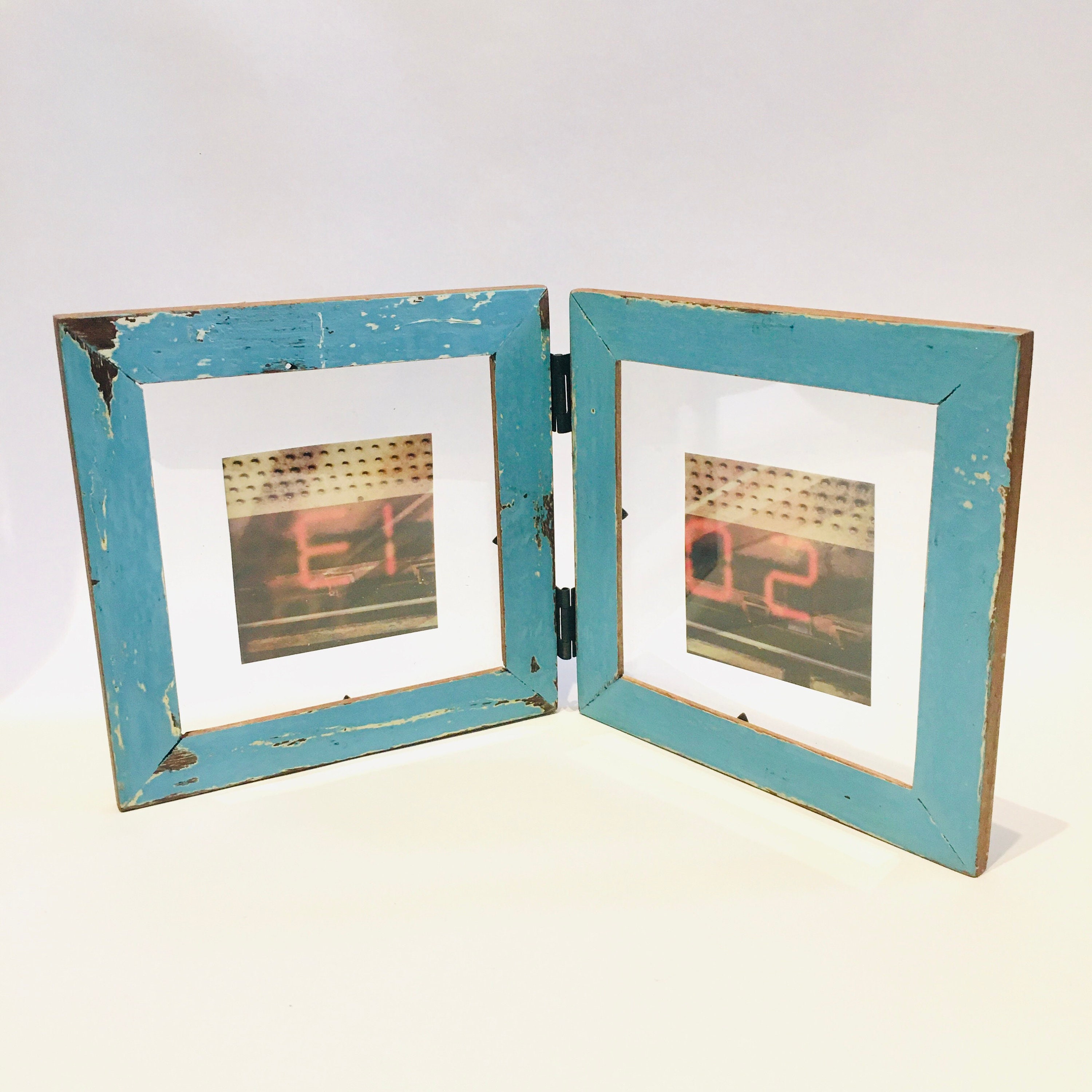 Double Cadre Photo en Bois Recyclé Forme Carré - Plusieurs Coloris Disponibles