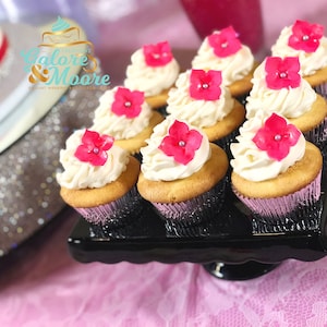Floral Fondant Cupcake Toppers