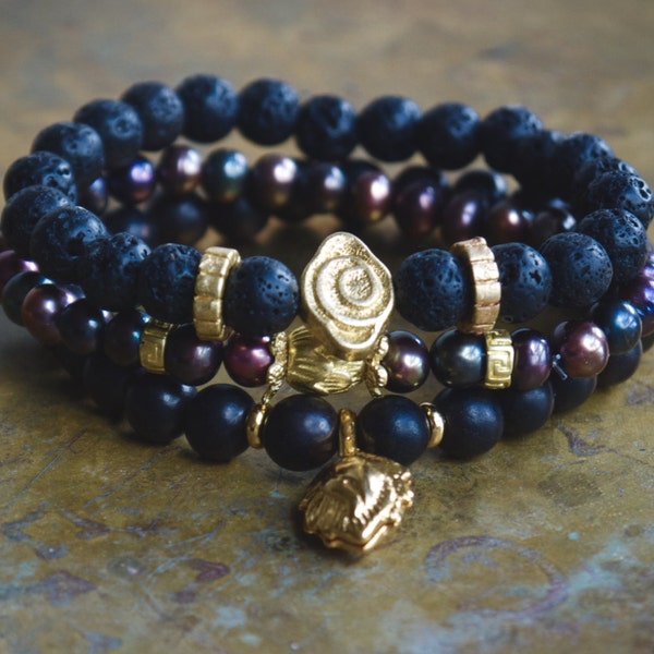 Yoga gift | Black boho bracelet set | Bohemian stacking bracelet | Black and gold brass mala bead | Black pearl | Lava bead | Yoga stack set