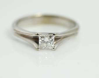 18k  White Gold  .25ct Princess cut Diamond  Solitaire Engagement Ring size 5.75