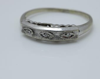 Vintage Diamond Wedding Band: 14k Gold Ring, Size 7