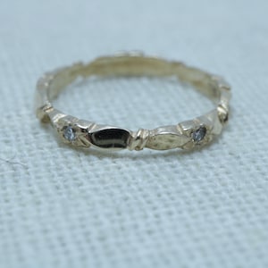 Vintage Art Deco Diamond Wedding Band: 14k Gold Midi Ring (Size 3.5)