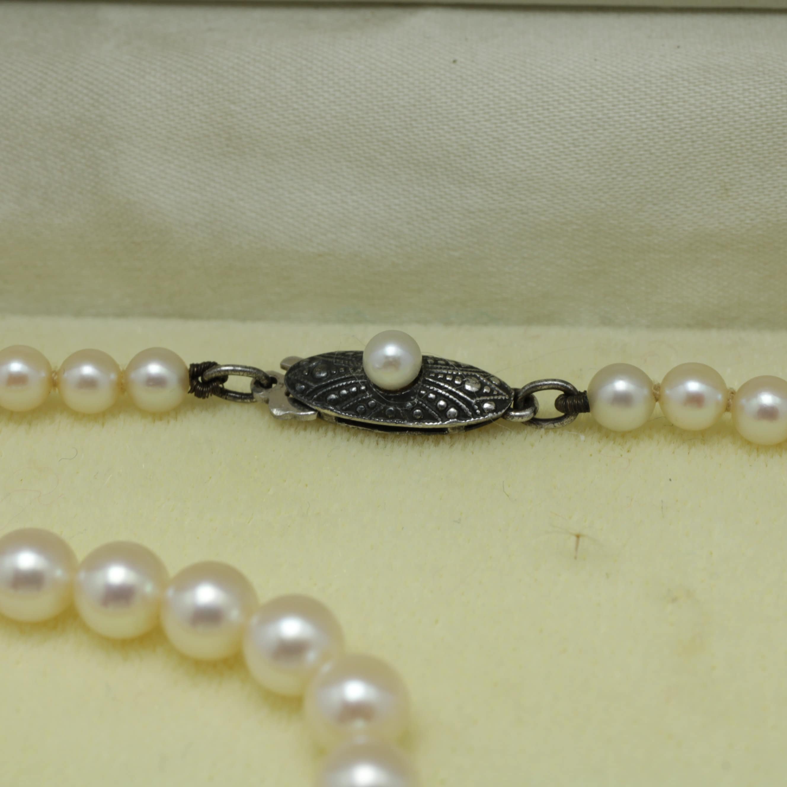 廃盤【MIKIMOTO】THE PEARL NECKLACE Mikimoto Pearl Necklace Sterling Silver 1960s Japan 16.75