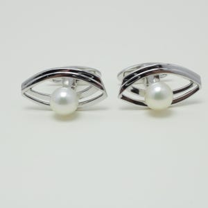 Vintage Mikimoto Pearl Cufflinks: Sterling Silver Mother of Pearl