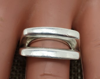 TIFFANY & CO. Sterling Silver Zig Zag Ring Sz 6.5 - The Purse Ladies