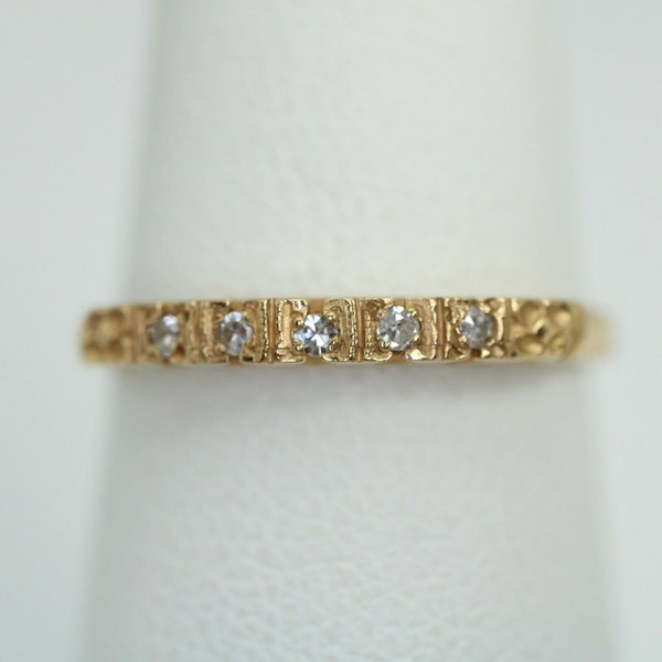 Vintage 14k Yellow Gold Diamond Wedding Band Ring size 6 Stacking Band