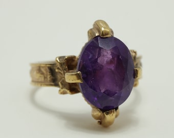 Vintage Amethyst Ring 14k Yellow Gold Cocktail Ring size 5
