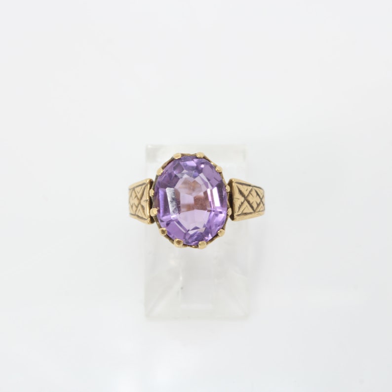 Vintage Amethyst Ring 14k Yellow Gold Cocktail Ring 1940's image 4