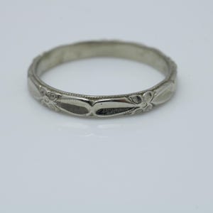 Vintage Art Deco Wedding Band 14k Yellow Gold size 5.25