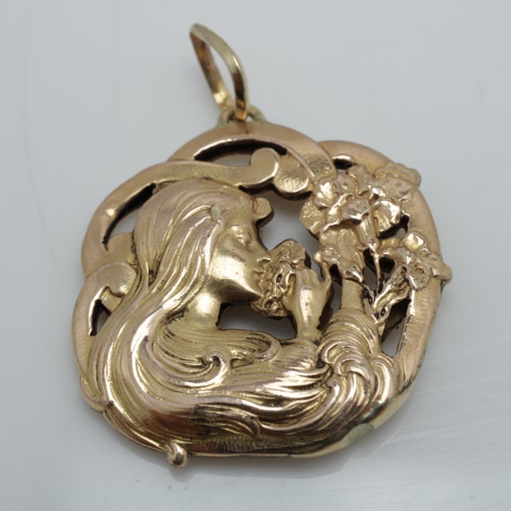 Art Nouveau French Pendant Gold-Filled Gold Antiqu