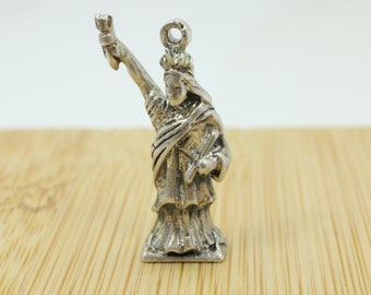 Vintage Sterling Silver Charm Statue of Liberty Charm Pendant Large