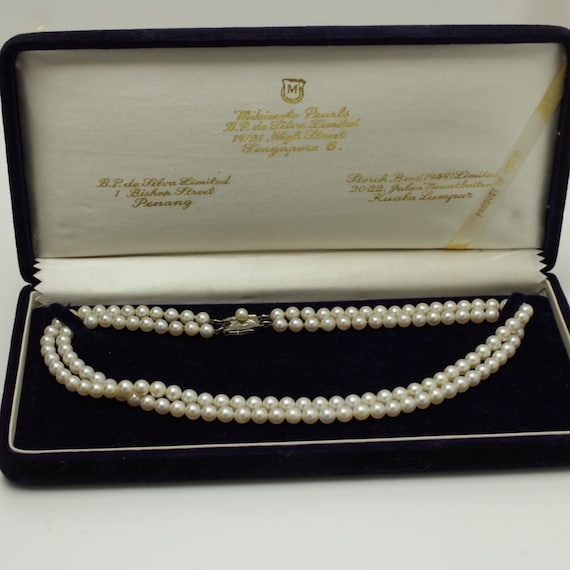 Amazon.co.jp: ミキモト パールネックレス 写真集 THE PEARL