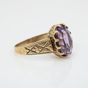 Vintage Amethyst Ring 14k Yellow Gold Cocktail Ring 1940's image 2