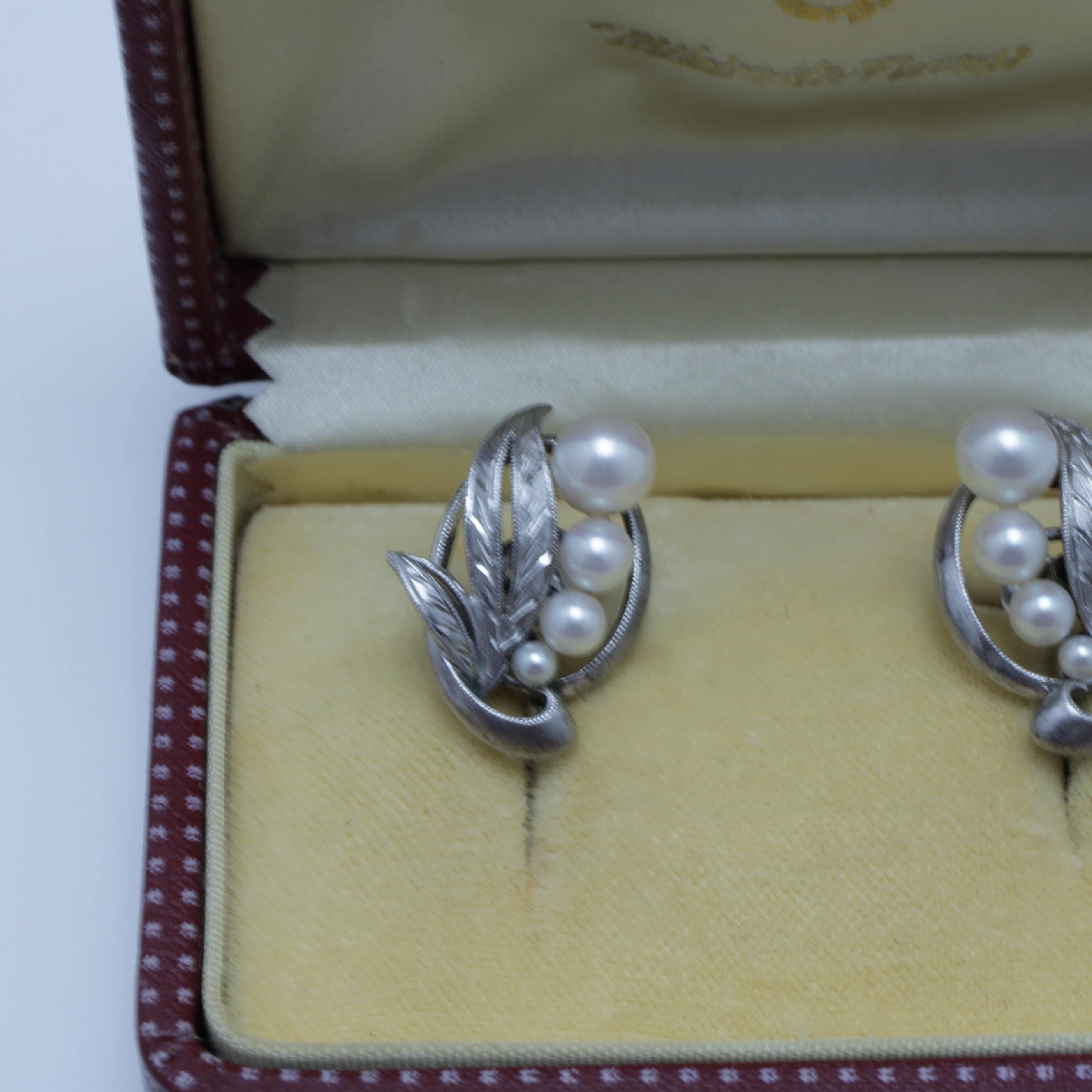 Mikimoto Pearl Earrings Sterling Silver 1950s Japan Screw